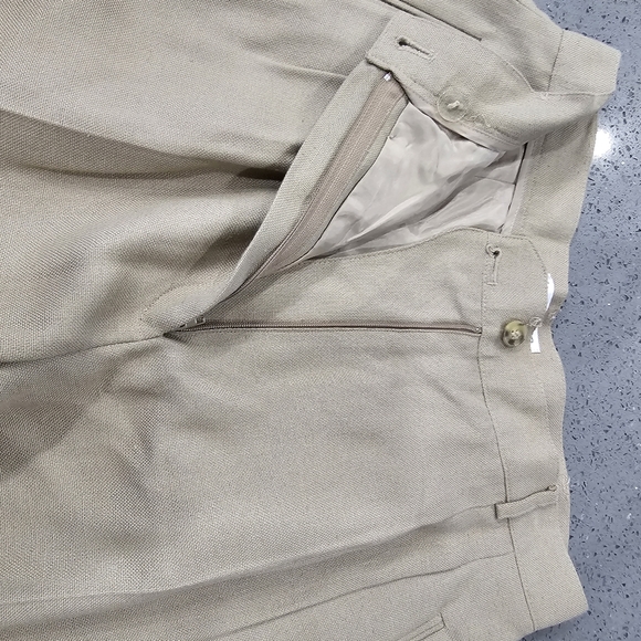 Vintage Liz Claibone Shorts - Picture 8 of 9